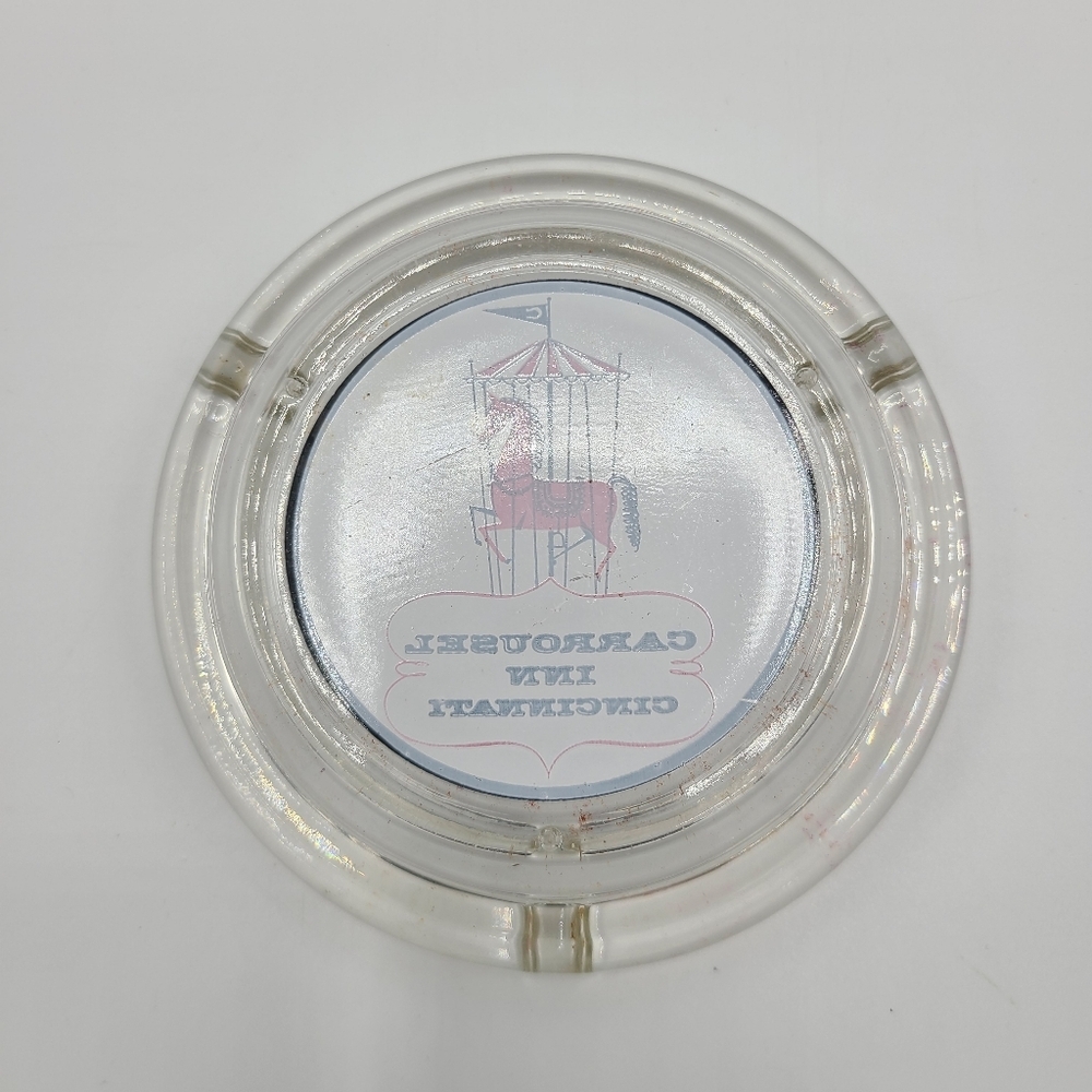 Vintage Carrousel Inn Cincinnati Ashtray Clear Glass Carousel Horse 4.5" - Picture 8 of 9